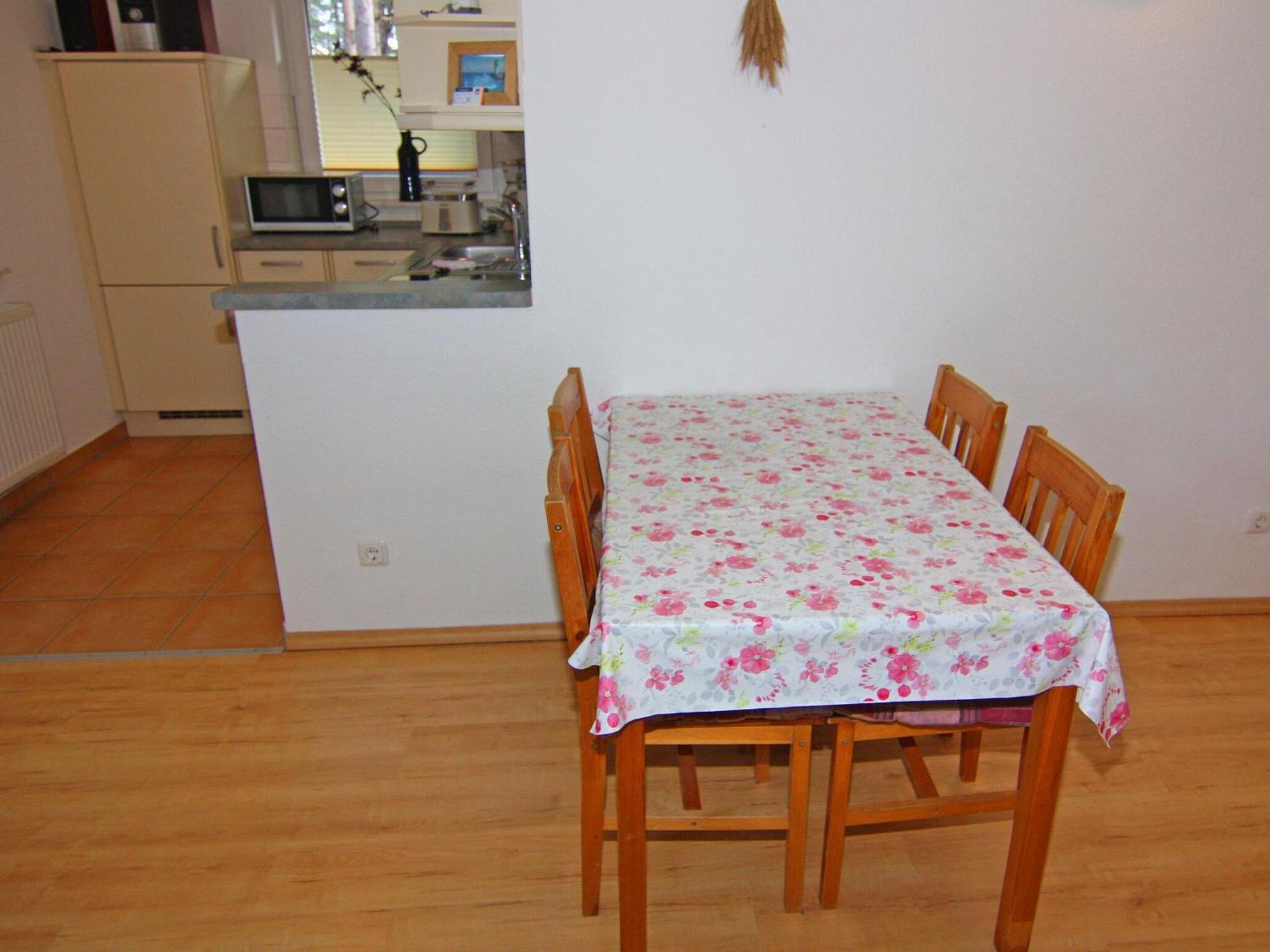 Inviting Holiday Home With Garden 特拉森海德 外观 照片